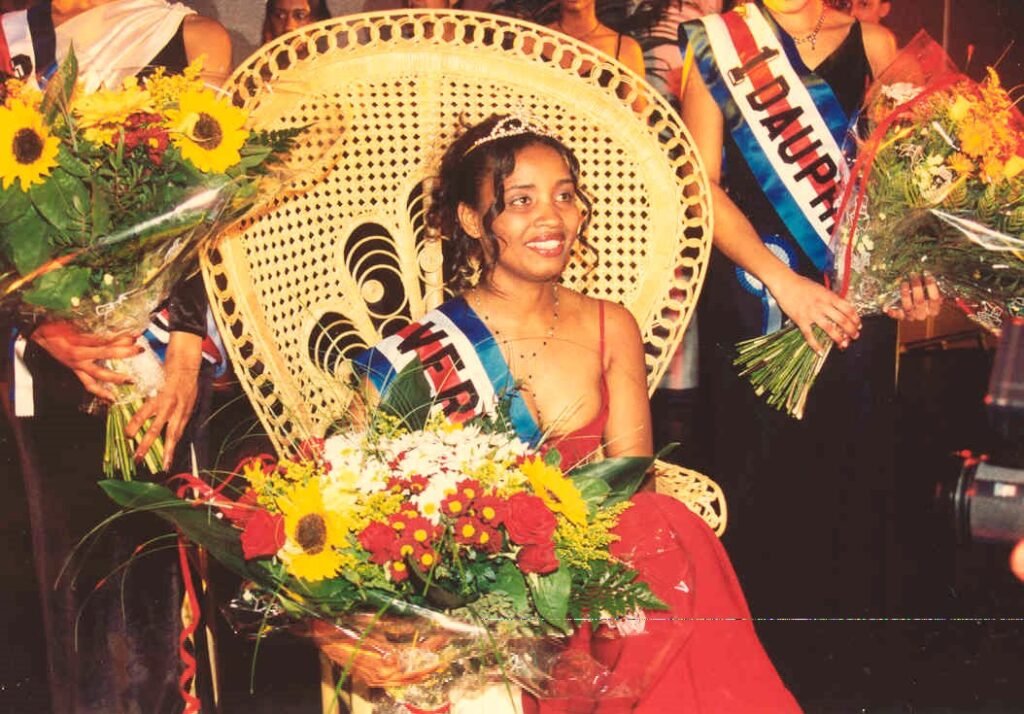 Retrato de Nelida, Miss Cabo Verde Luxembourg 1999