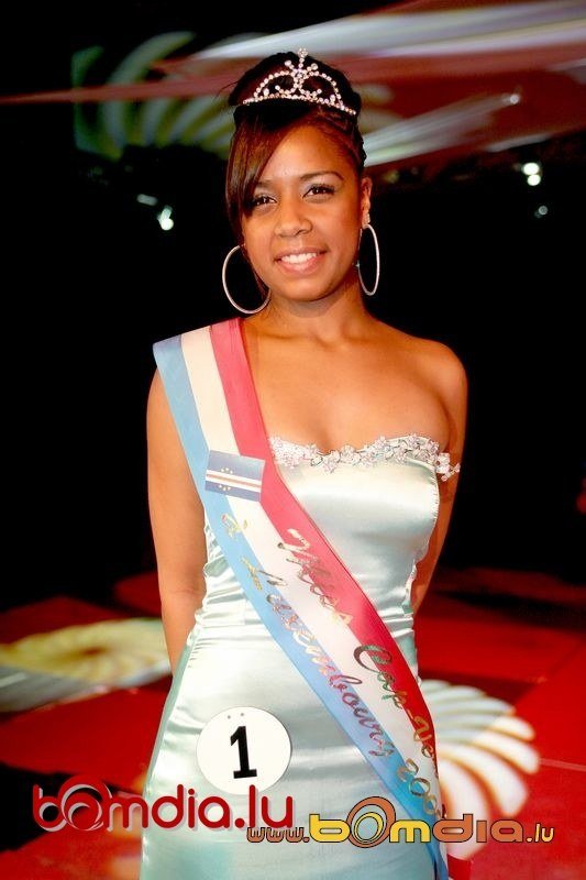 Retrato de Carla, Miss Cabo Verde Luxembourg 2009